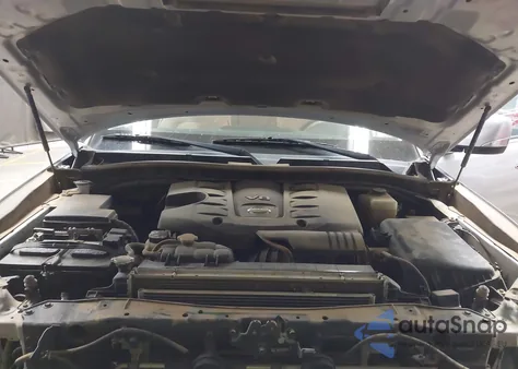 2018 Nissan Armada Sv z USA, uszkodzony, nr VIN JN8AY2NCXJ9553025